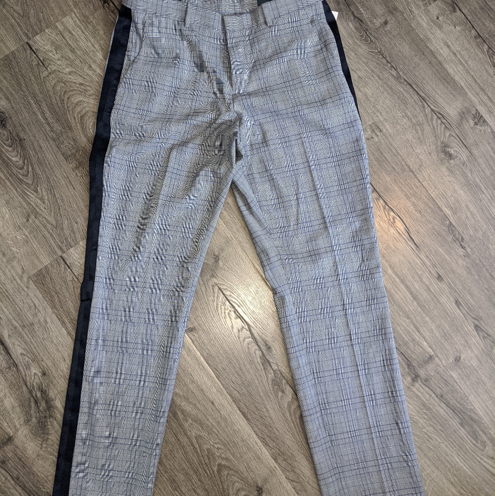 Perry Eli's dress pants
